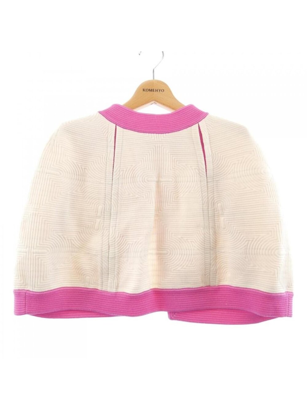 Chanel 16C Cape & Ponchos Beige